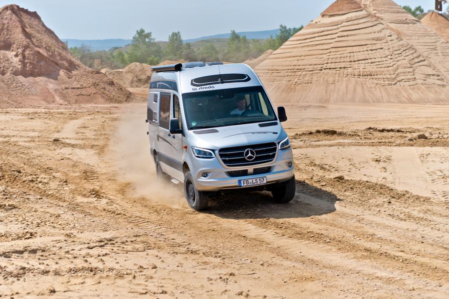  La Strada Regent S 4x4 2019 года  (фото 20 из 22)